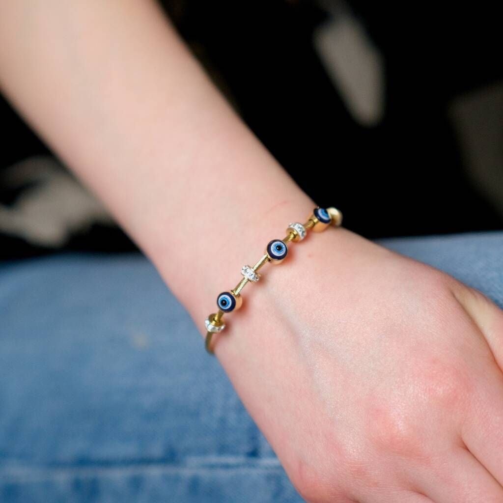 Gold Evil Eye Bracelet with Diamond Accents – Trendy Protection Charm