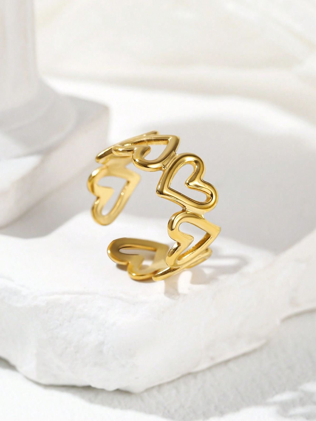 Gold Heart Ring – Elegant and Trendy Love-Inspired Design (Adjustable Size)