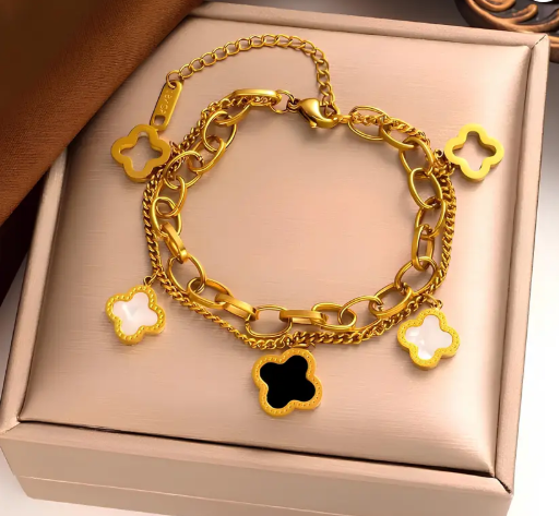 Gold Clover Charm Bracelet Set – Dual Chain Lucky Pendant Bracelet