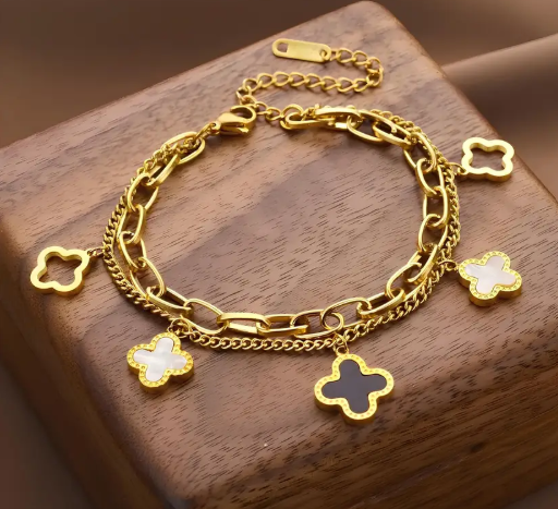 Gold Clover Charm Bracelet Set – Dual Chain Lucky Pendant Bracelet