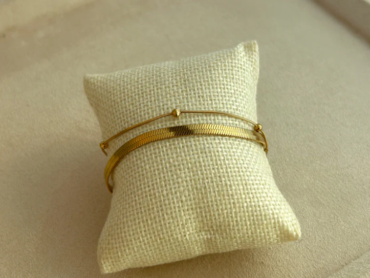 Double Layer Gold-Plated Stainless Steel Bracelet for Women – Elegant Beaded Chain Design