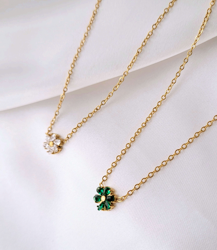 Green Flower Pendant Necklace | Anti-Tarnish Stainless Steel Dainty Gold Jewelry for Women