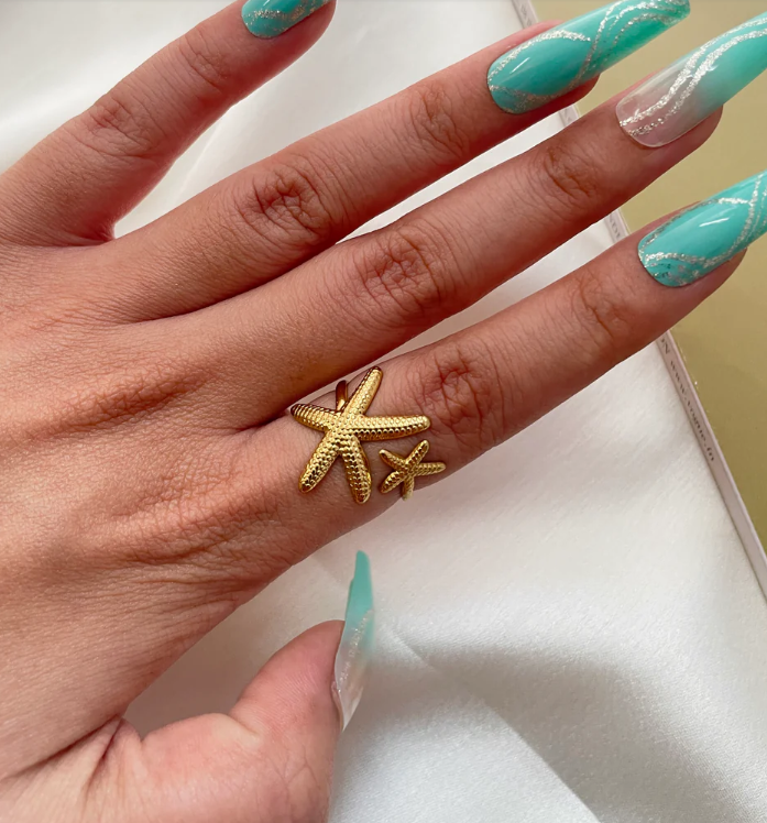Anti-Tarnish Gold Starfish Ring – Adjustable Beach-Inspired Jewelry