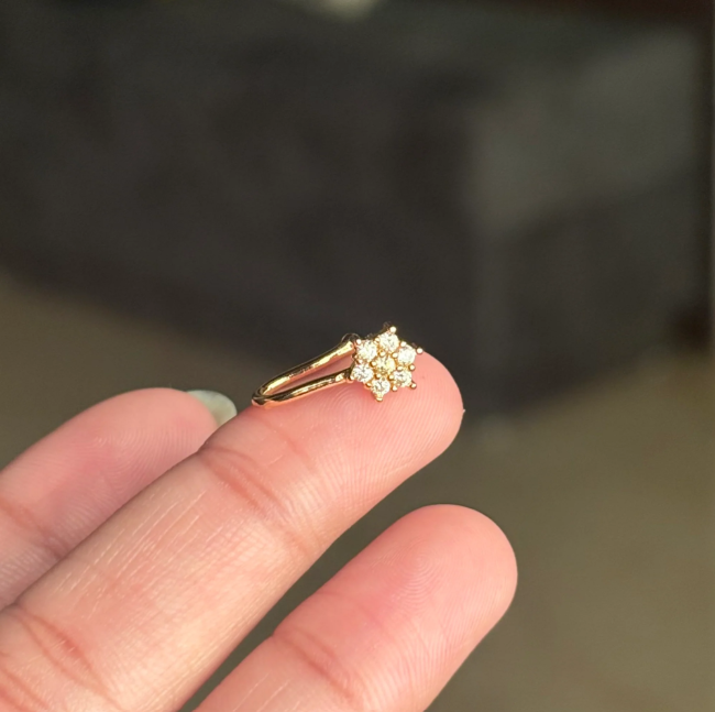Gold flower nose ring with crystal detailing in anti-tarnish stainless steel