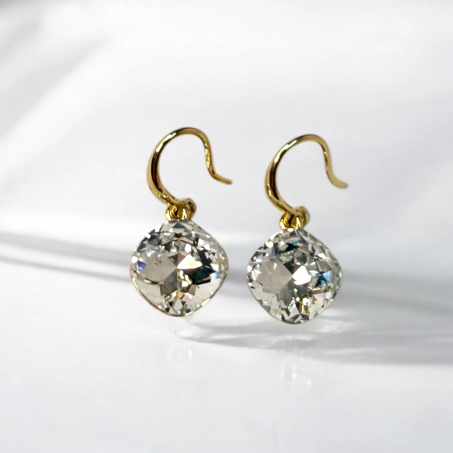 Elegant Gold Plated Crystal Drop Earrings for Women - Sparkling Cubic Zirconia Dangle Earrings
