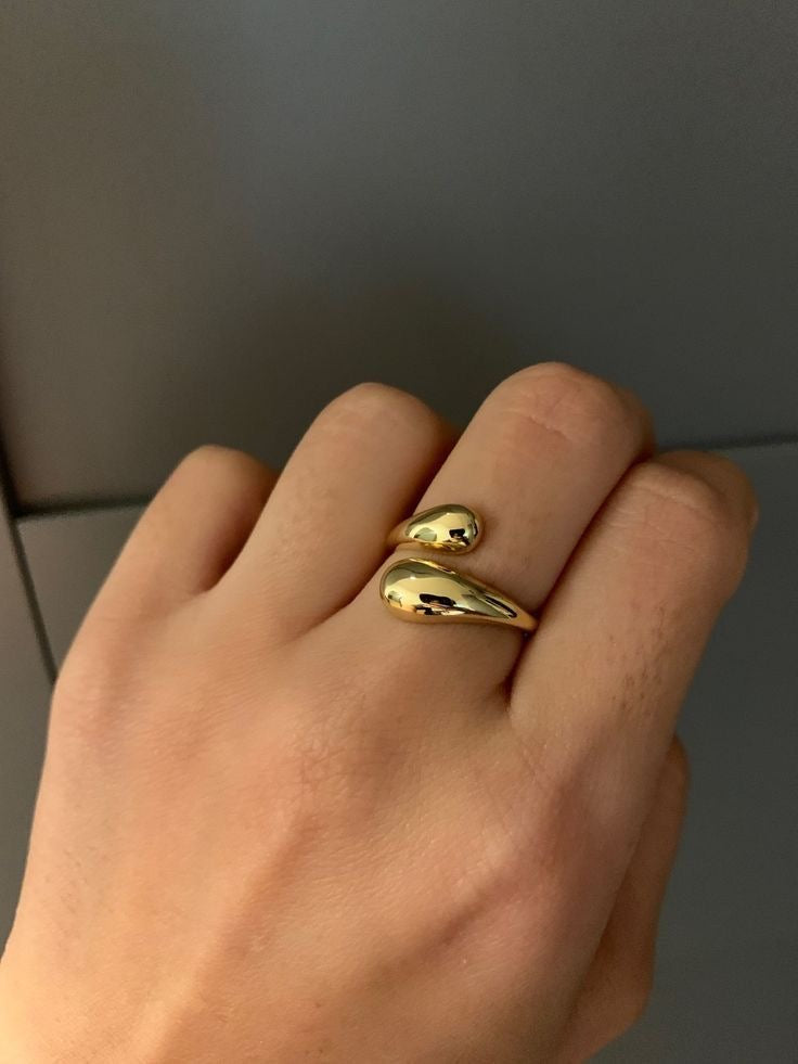 Bold Gold Wrap Ring – Adjustable Stainless Steel Statement Ring