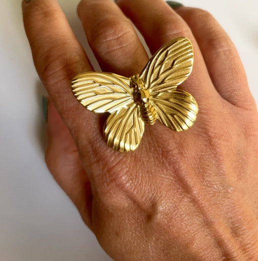 Gold-Plated Statement Butterfly Ring – Adjustable Anti-Tarnish Jewelry