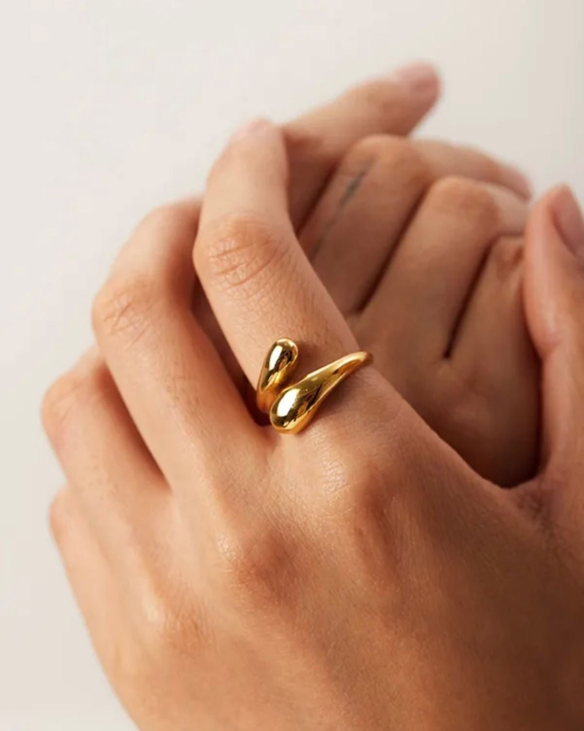 Bold Gold Wrap Ring – Adjustable Stainless Steel Statement Ring