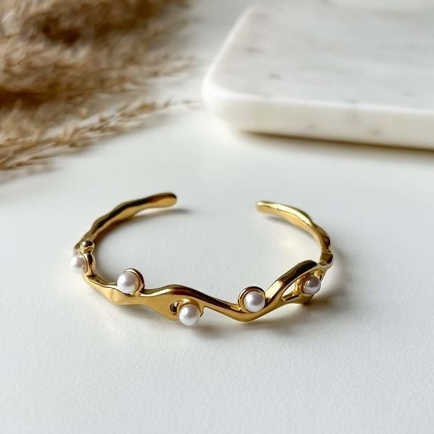 Elegant Gold-Plated Pearl Branch Bangle Bracelet – Delicate Adjustable Women’s Fashion Jewelry
