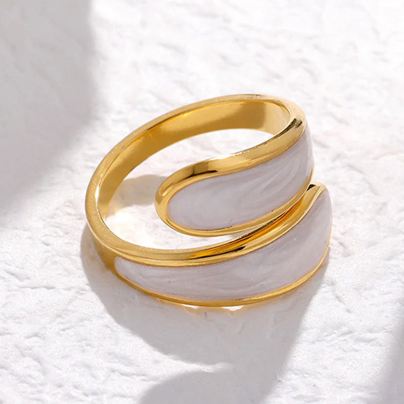 Gold-Plated Wave Ring with White Enamel – Elegant Adjustable Fashion Statement Ring