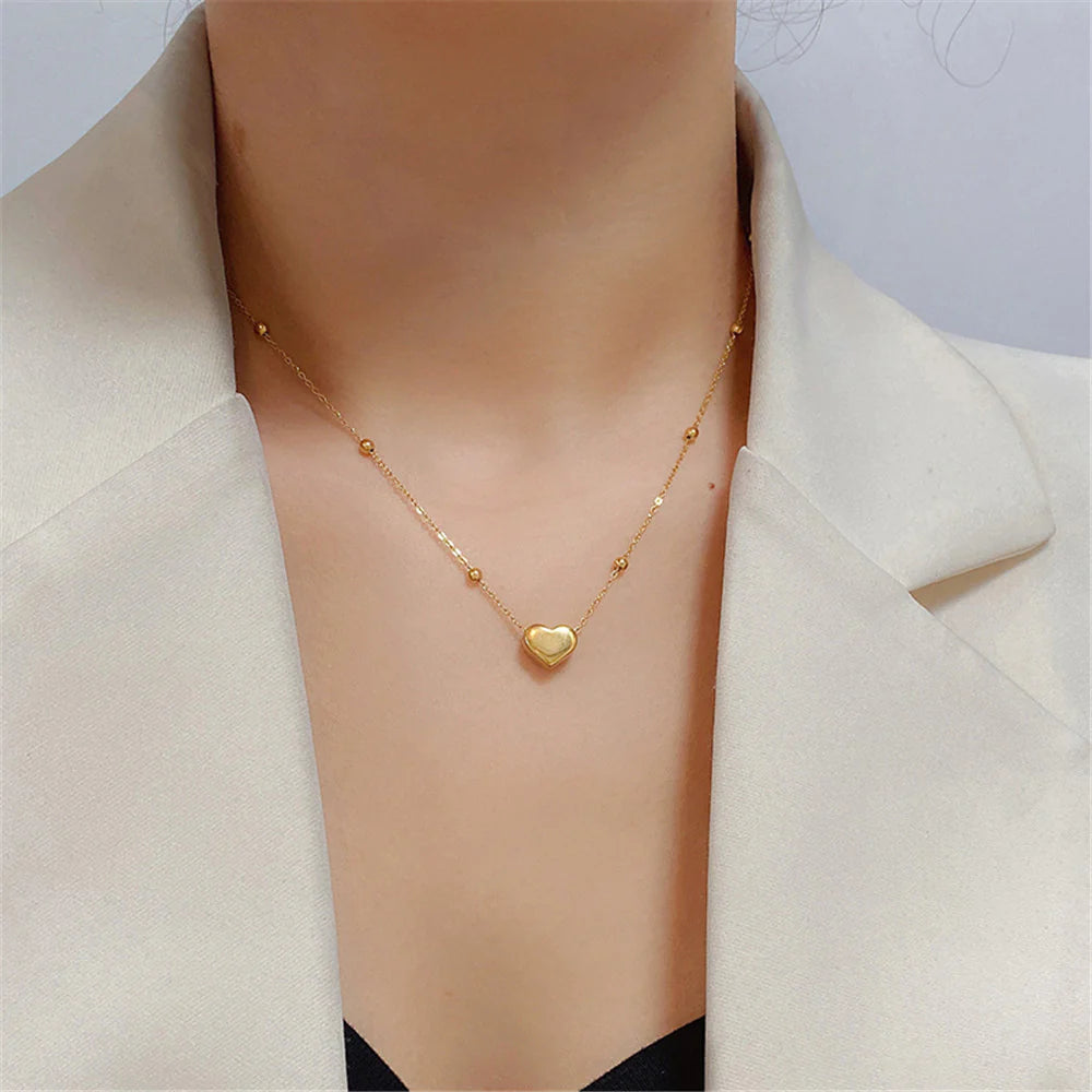 Dainty Gold Heart Necklace – Minimalist Jewelry