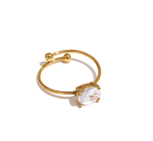 Gold Cuff Ring with Oval Crystal – Elegant and Minimalist Design (Adjustable Size)