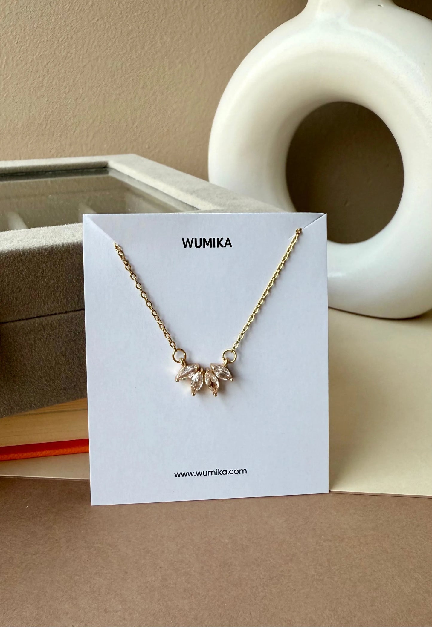 Elegant Gold Crystal Pendant Necklace