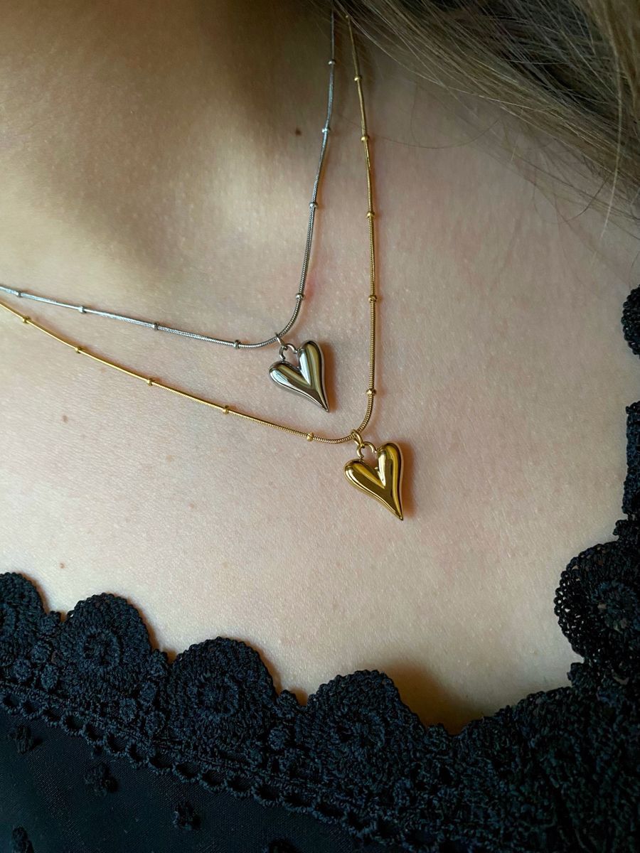Modern Gold Puff Heart Pendant Necklace – Minimalist Chic Jewelry