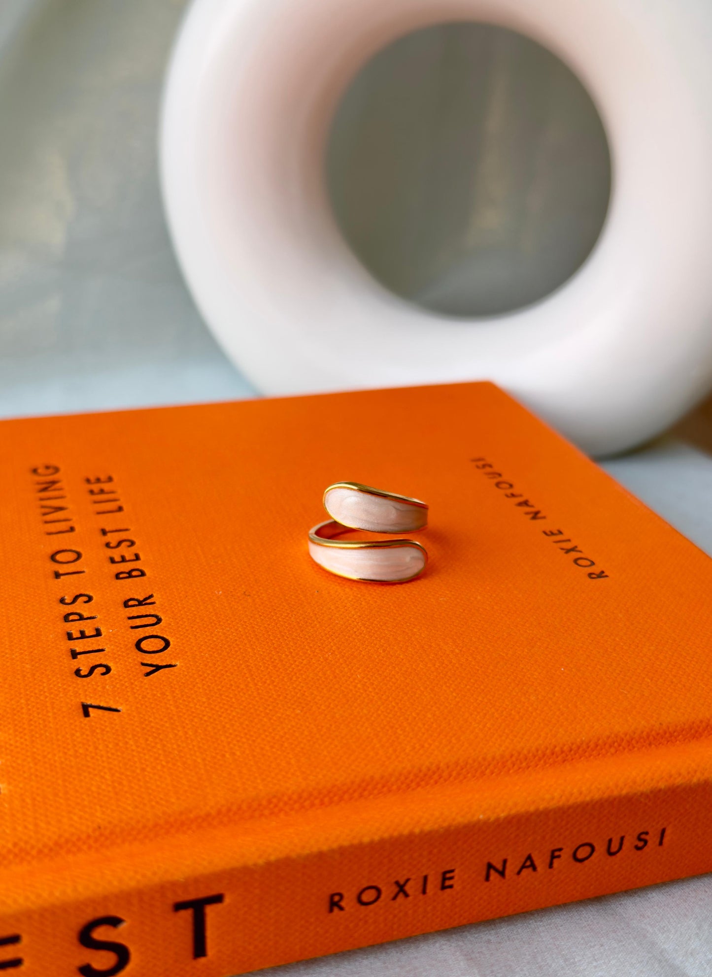 Gold-Plated Wave Ring with White Enamel – Elegant Adjustable Fashion Statement Ring