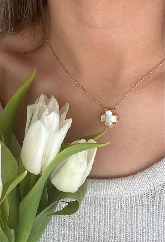 Gold Clover Necklace – Black and White Enamel Pendant (REVERSIBLE)