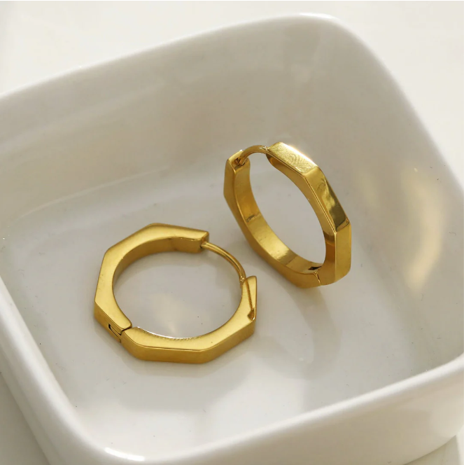 Elegant Hexagonal Gold-Plated Huggie Hoop Earring - Minimalist Geometric Design