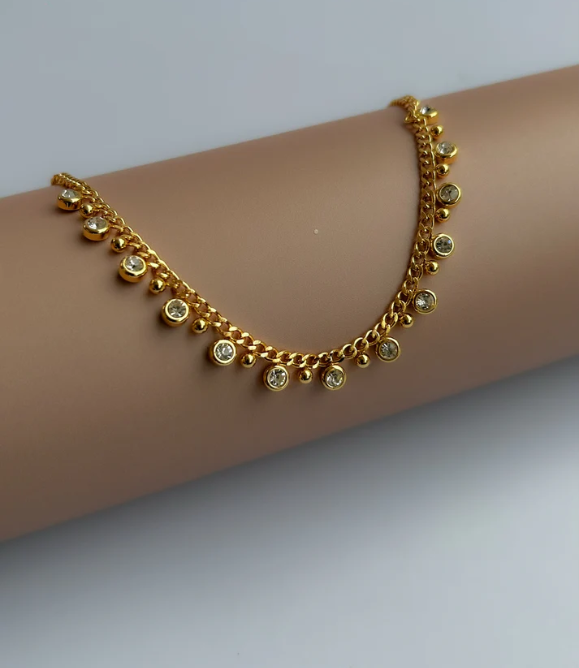 Gold-Plated Stainless Steel Charm Chain for Women – Elegant Crystal Drop Necklace