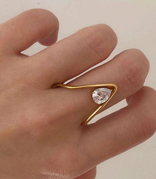 Modern Geometric Gold-Plated Stainless Steel Ring with Cubic Zirconia Stone