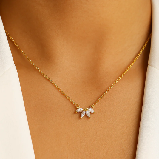 Elegant Gold Crystal Pendant Necklace