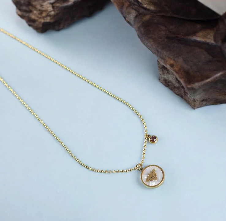 Charming Bee Pendant Necklace with Mother-of-Pearl Detail and Crystal Accent