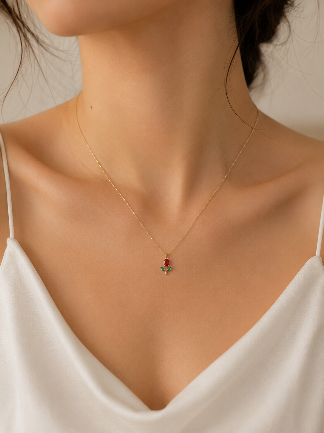Gold Rose Flower Pendant Necklace – Red & Green Stone Tulip Necklace