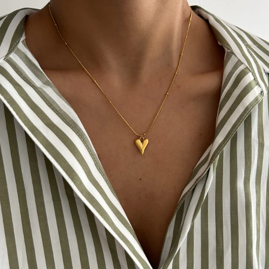 Modern Gold Puff Heart Pendant Necklace – Minimalist Chic Jewelry