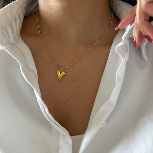 Modern Gold Puff Heart Pendant Necklace – Minimalist Chic Jewelry
