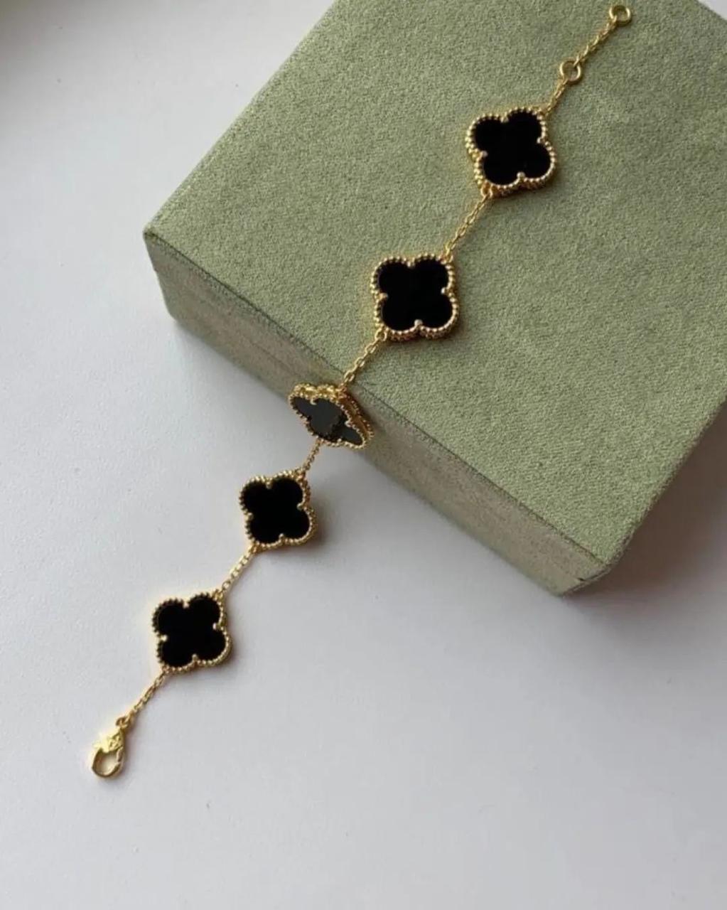 Black Clover Charm Bracelet | Stainless Steel Anti-Tarnish Gold Chain Bracelet
