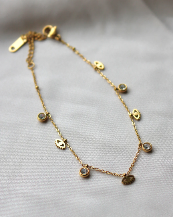 Gold-Plated Stainless Steel Evil Eye Charm Bracelet – Anti-Tarnish Dainty Eyelash & Crystal Chain Jewelry