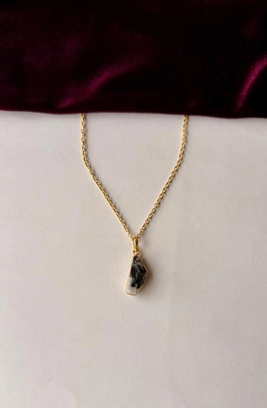 Handmade Brass Necklace with Raw Crystal Gemstone Pendant – Boho Chic Jewelry