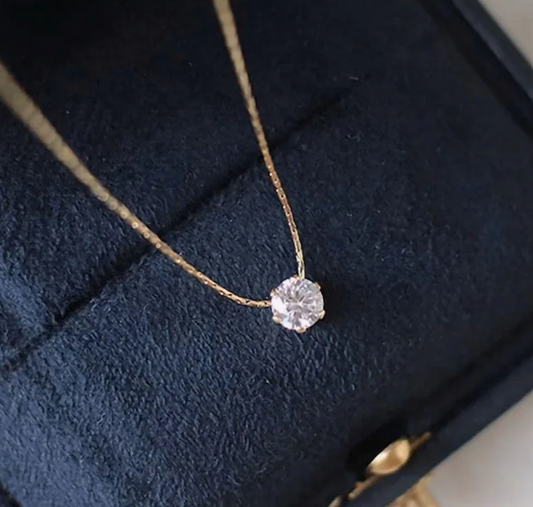 Dainty Solitaire Crystal Pendant Necklace in Gold | Minimal Everyday Necklace