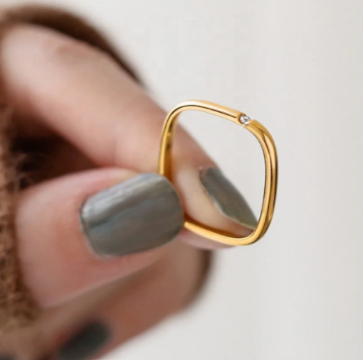 Gold Minimalist Ring – Simple and Elegant Stackable Rings (Size 7)