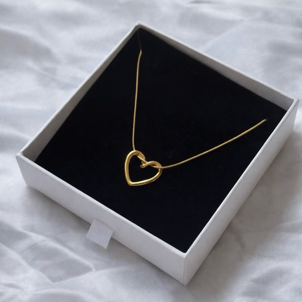 Heart Pendant Necklace – Minimal Gold-Tone Necklace